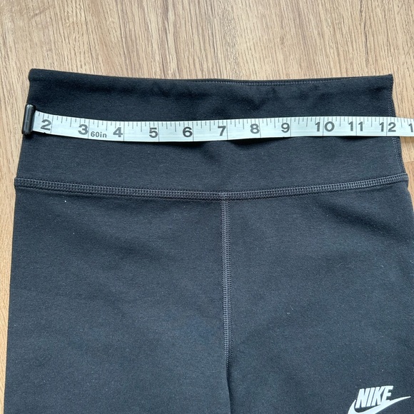 Nike Kids Black Leggings - Picture 3 of 7